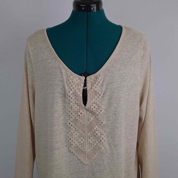 Ladies Pullover top NWT - Picture 4 of 8